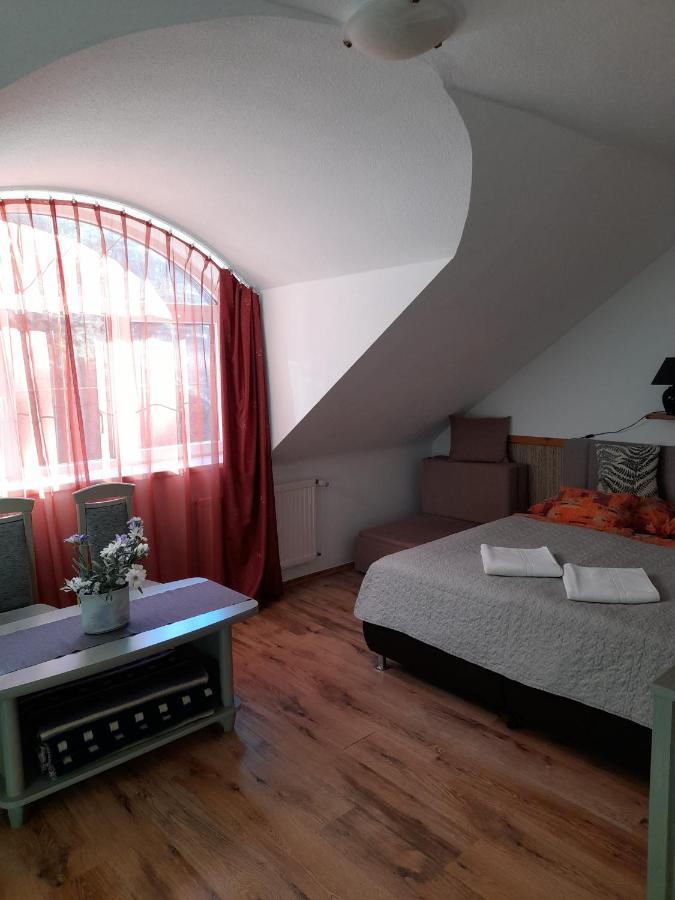 Zöld Sziget Vendégház Eger Exterior foto